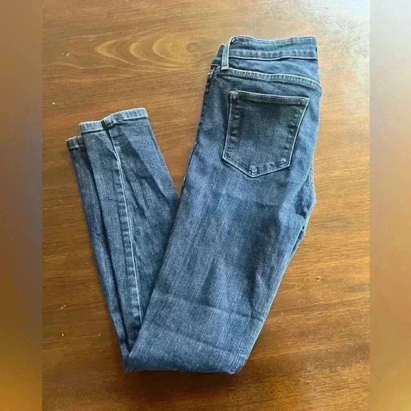 Levi skinny jeans - Picture 2 of 3